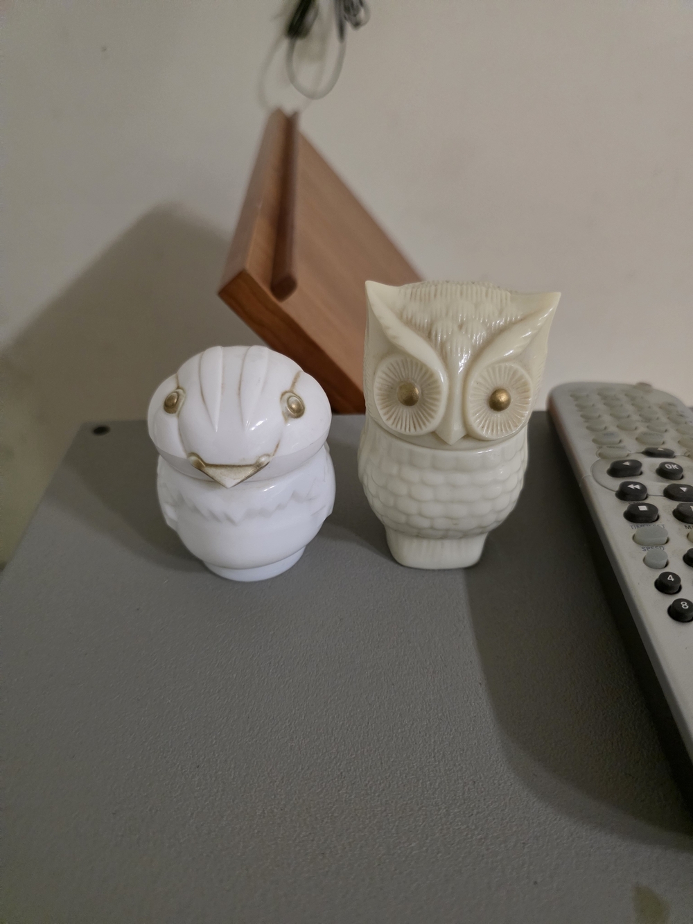 Avon Perfume White Owl and Chick Ceramic